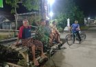 Anggota Koramil 13/Karangawen Kodim 0716/Demak Gelar Pos Ronda